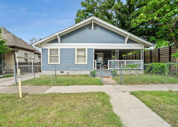 Uplifting 2bd House In The Heart Of Fortworth Fort Worth